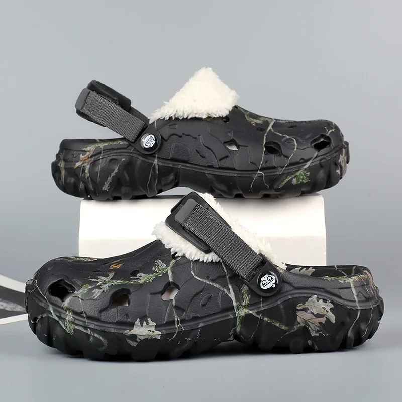 Winter Garden Clogs Men Warm Slippers Plush Fur Sandals Fur Slides Couples Concise Home Cotton Shoes Outdoor Fluffy Slides